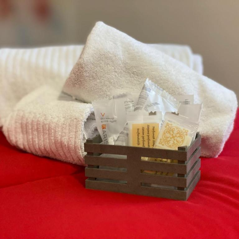 HEART OF NAPLES - Double Room with Balcony (2 Adults + 1 Child) - 2