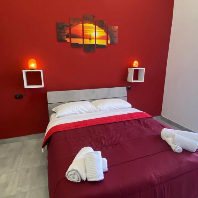HEART OF NAPLES - Deluxe Room (2 Adults + 1 Child) - 2