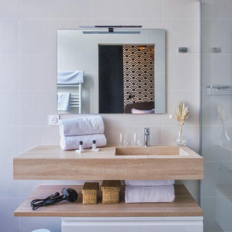 Volubilis Luxury Guest House - Queen Room with Balcony - 2