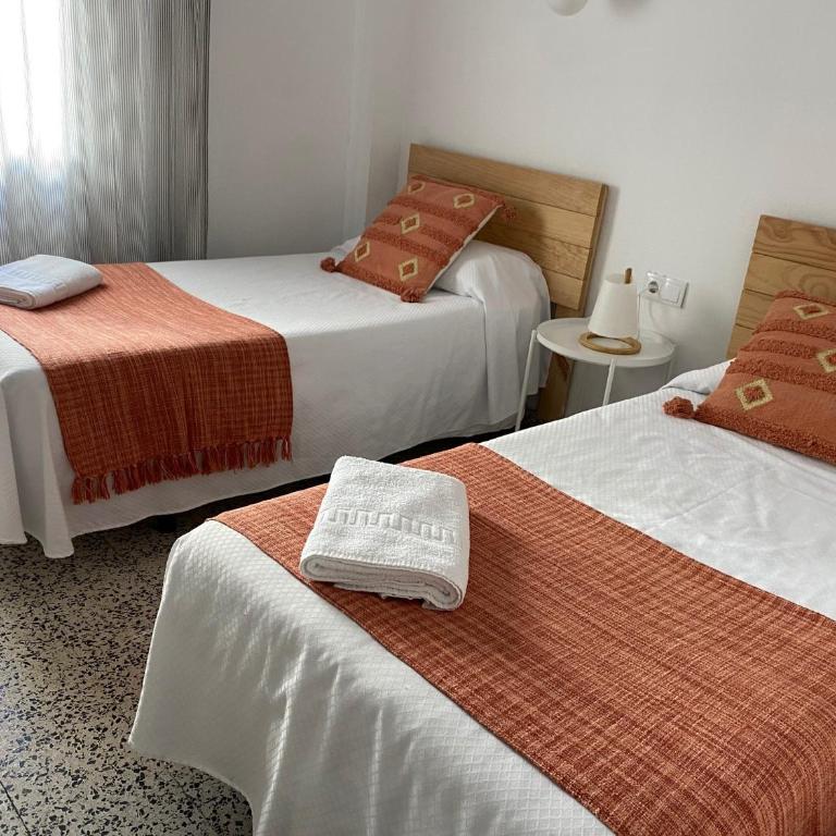 Hostal Paco Marbella - Habitación Doble Estándar - 1 o 2 camas - 5