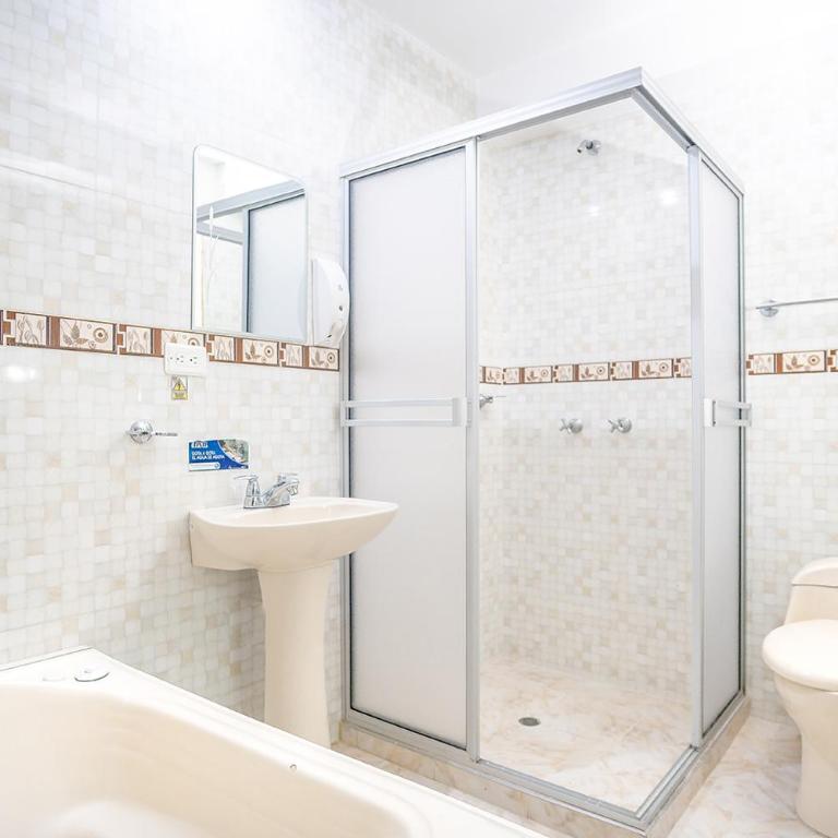 Ayenda Gold Plaza - Habitación Doble Superior - 5