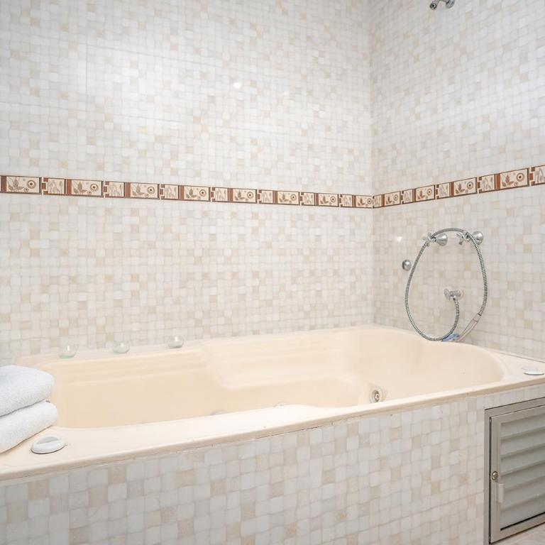 Ayenda Gold Plaza - Habitación Doble Superior - 6