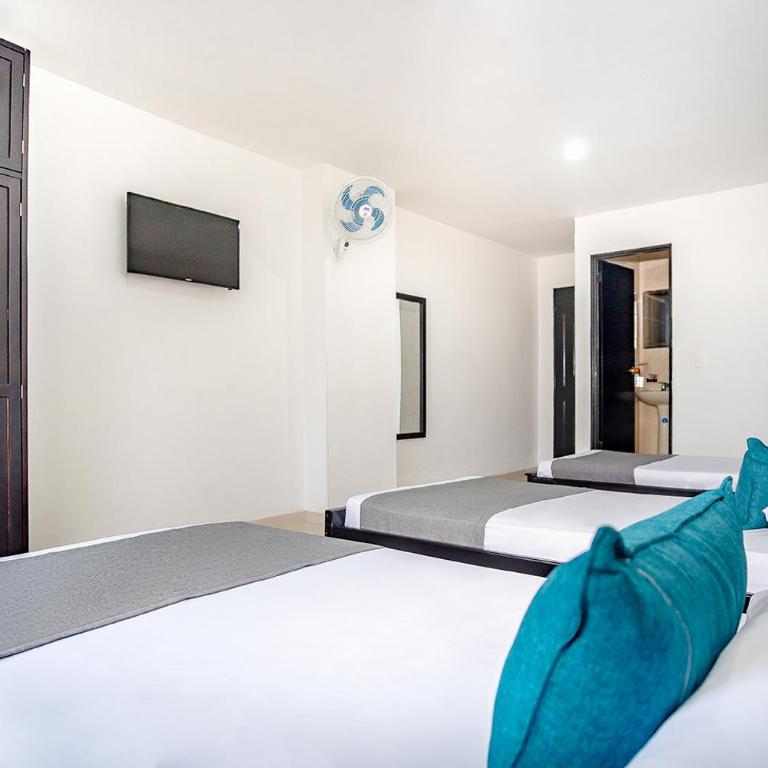 Ayenda Gold Plaza - Habitación cuádruple - 3