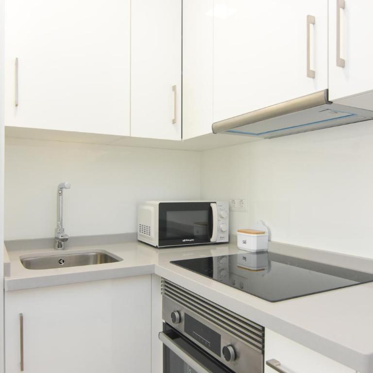 Apartamento recién reformado en el centro de Nerja - Apartamento de 1 dormitorio - 9