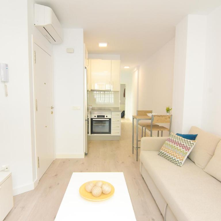 Apartamento recién reformado en el centro de Nerja - Apartamento de 1 dormitorio - 6