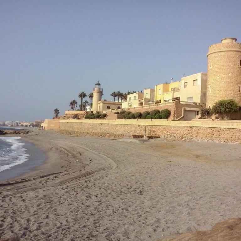 Apartamento con piscina y terraza a 50 metros de la playa - Apartment with Terrace - 25