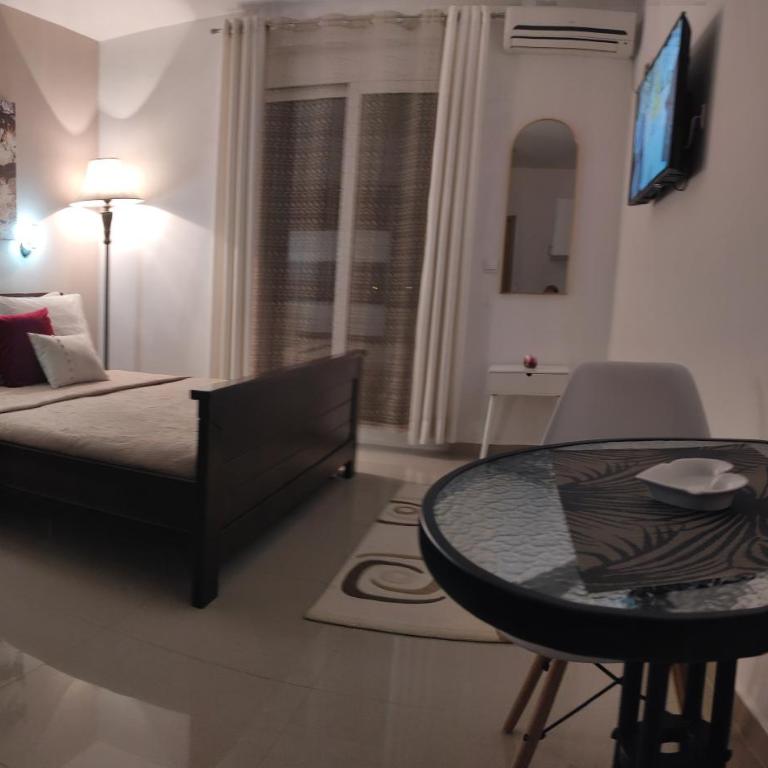 Guest House AGA - Apartment with Garden View - 7