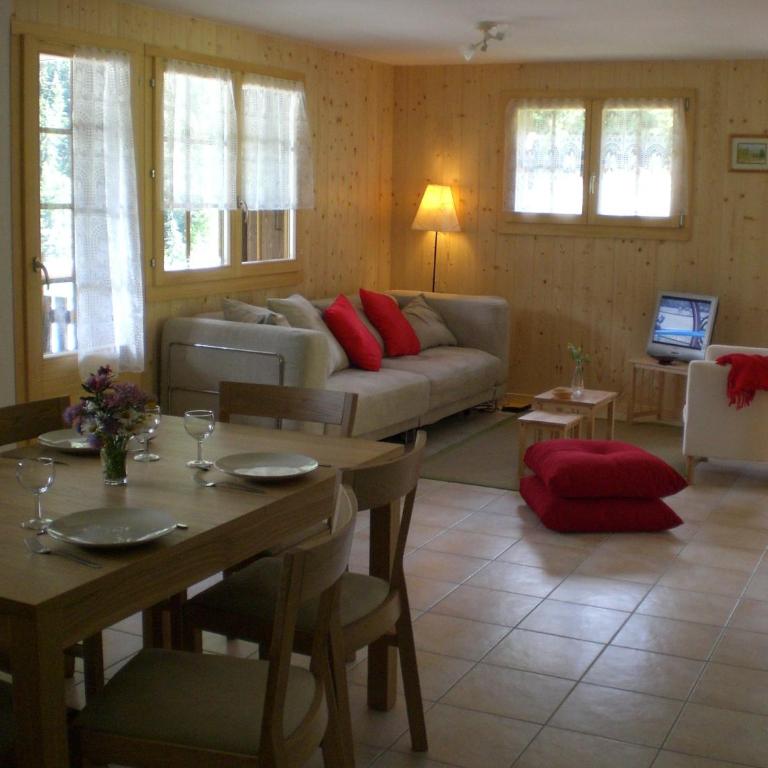 Apartments Vieux Chalet - Two-Bedroom Apartment with Balcony / A 04 - 4
