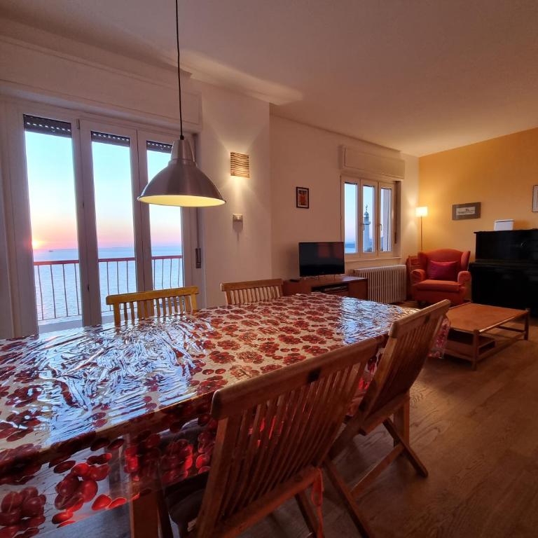 Berlam 18 - Two-Bedroom Apartment - 8