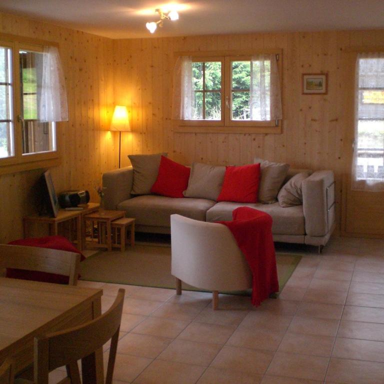 Apartments Vieux Chalet - Two-Bedroom Apartment with Balcony / A 04 - 15