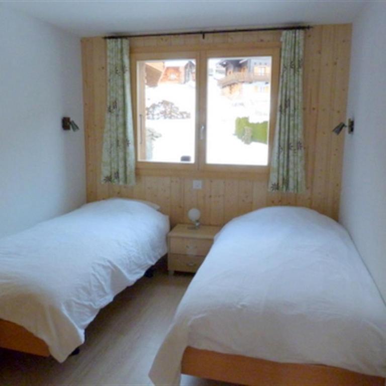Apartments Vieux Chalet - Three-Bedroom Apartment / B 09 - 14
