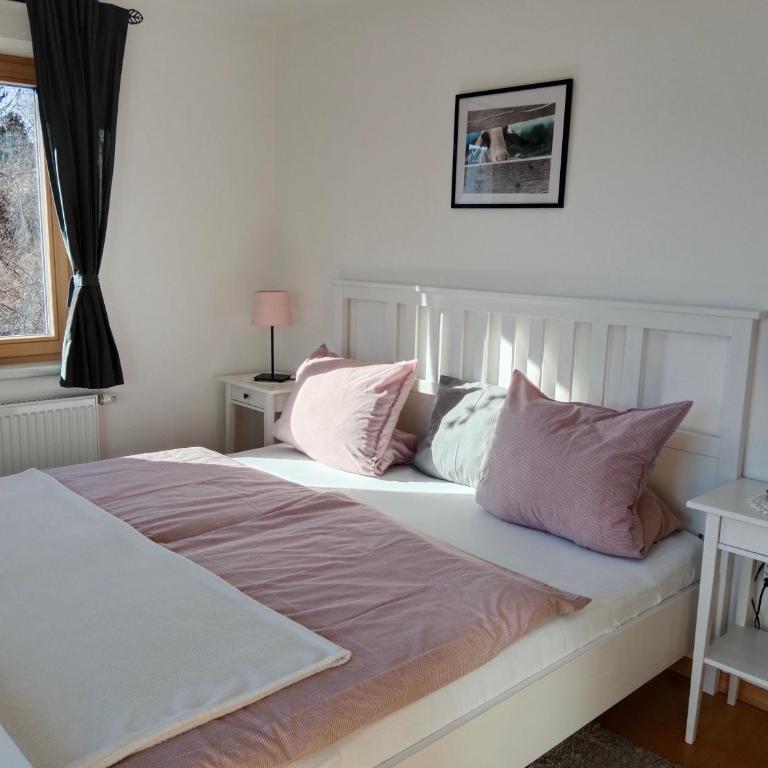 Bergbauernhof Stauder - Hirschbergalpakas - Apartment mit Balkon und Bergblick - 7