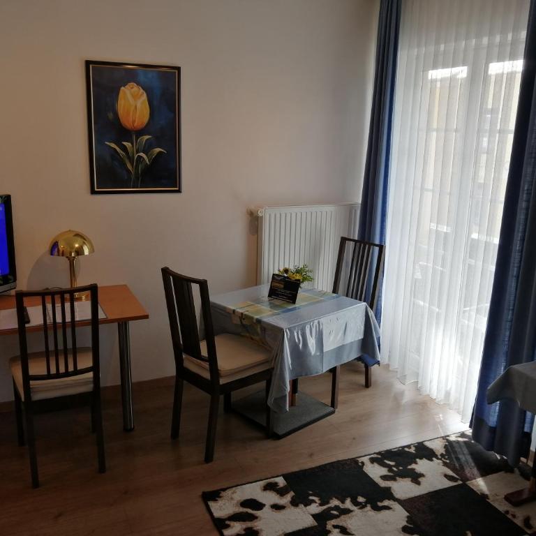 ALPINA Appartements Mallnitz - Apartment mit 1 Schlafzimmer, Balkon und Bergblick - 5