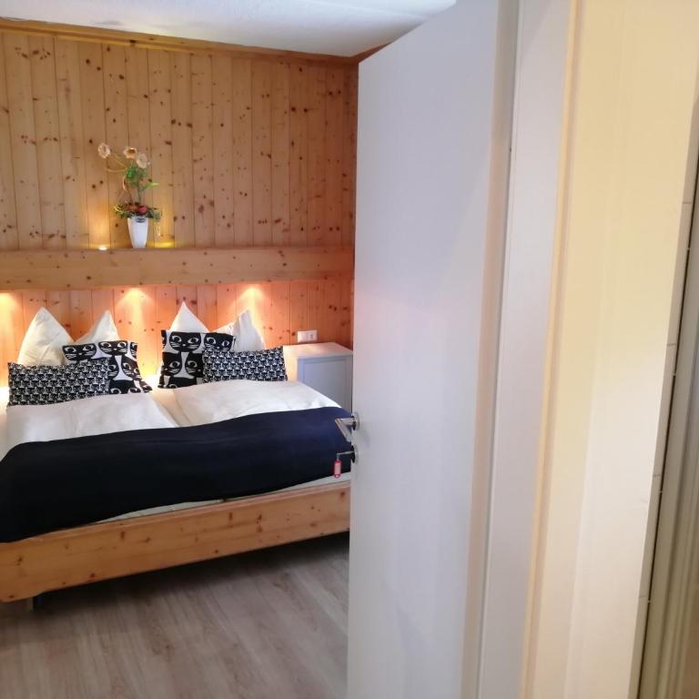 ALPINA Appartements Mallnitz - Apartment mit 1 Schlafzimmer, Balkon und Bergblick - 6
