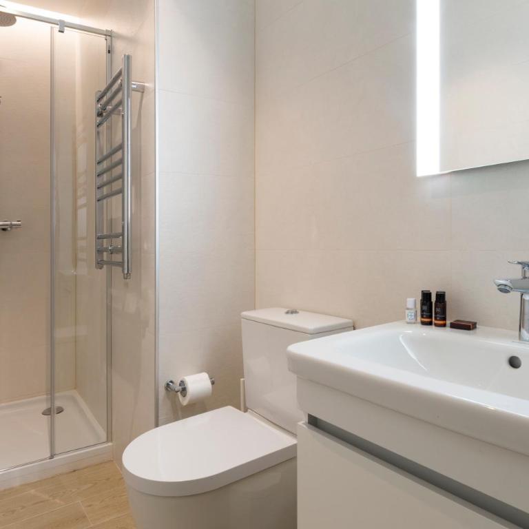 Prado Rooms 46 - Darya Living - Habitación Triple - 5