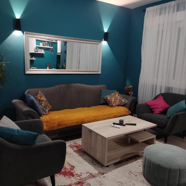 Alexa - Two-Bedroom Apartment - 5