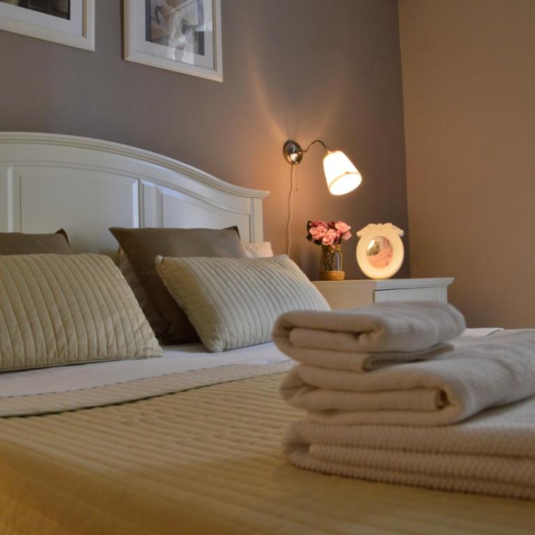 B&B Abbacò - Camera Matrimoniale con Letto Supplementare - 8