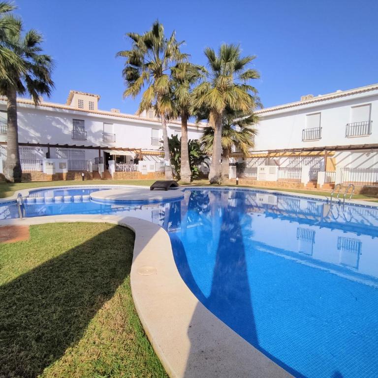 Adosado familiar frente a la piscina - Palm Beach ALBERT VILLAS - Bungalow - Frente al agua - 6