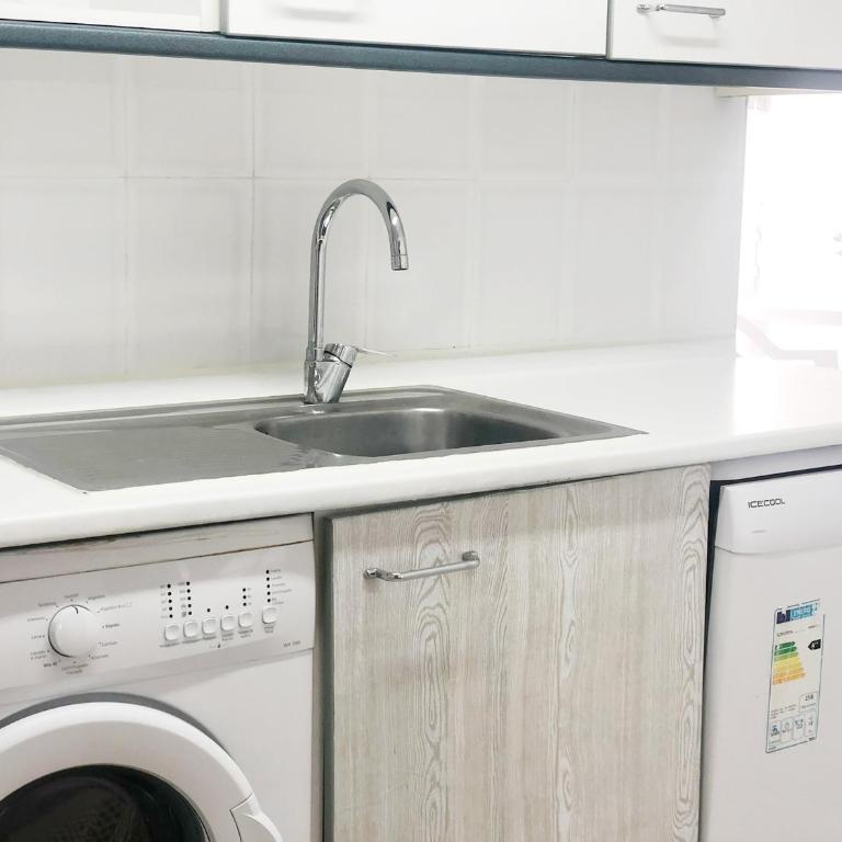 Global Vacacional, Increíble apartamento en la playa, Canet d'en Berenguer - Apartment with Balcony - 15