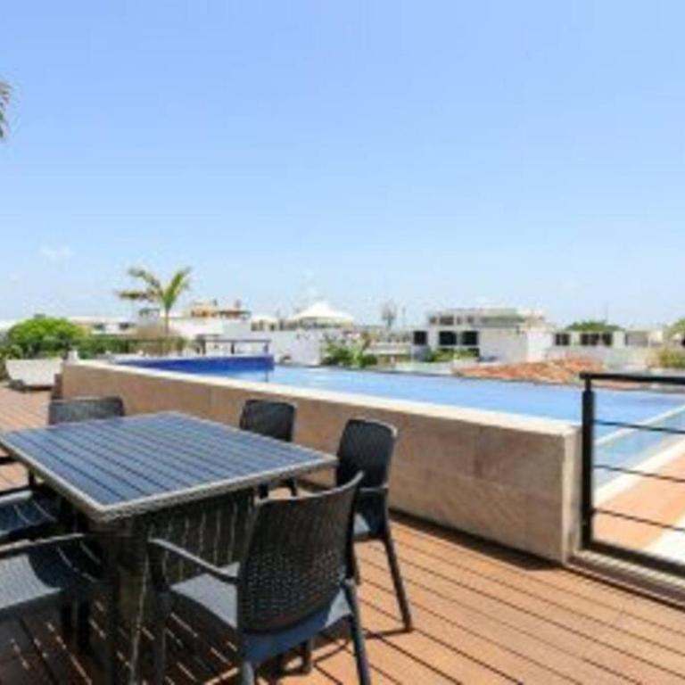 LOCATION- 3-Bdr PENTH-150 mbps- POOL- Priv ROOFTOP - Three-Bedroom Apartment - 3