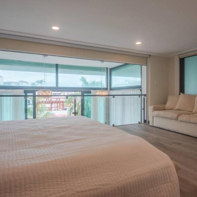 LOCATION- 3-Bdr PENTH-150 mbps- POOL- Priv ROOFTOP - Three-Bedroom Apartment - 8