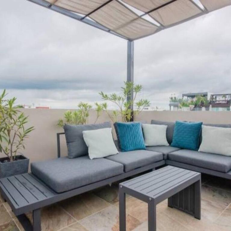 LOCATION- 3-Bdr PENTH-150 mbps- POOL- Priv ROOFTOP - Three-Bedroom Apartment - 19