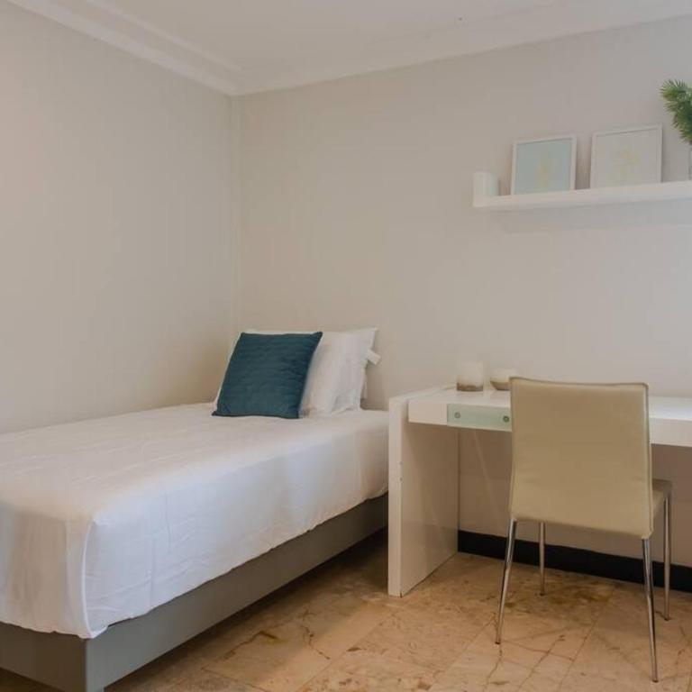 LOCATION- 3-Bdr PENTH-150 mbps- POOL- Priv ROOFTOP - Three-Bedroom Apartment - 25