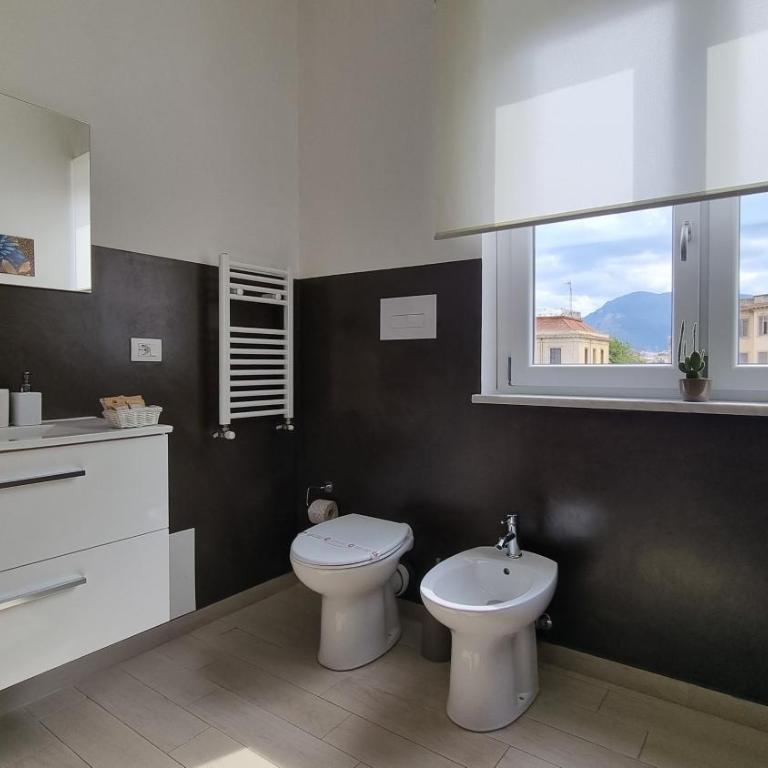 Location10 - Deluxe Double Room with Balcony and Sea View - 9