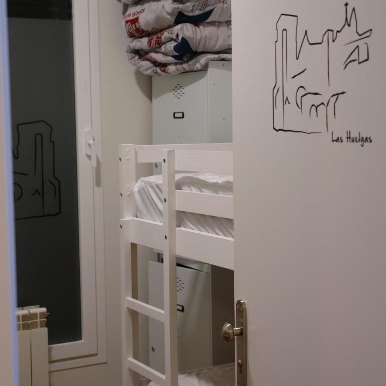 Hostel Trovadores - Habitación compartida femenina de 4 camas - 23