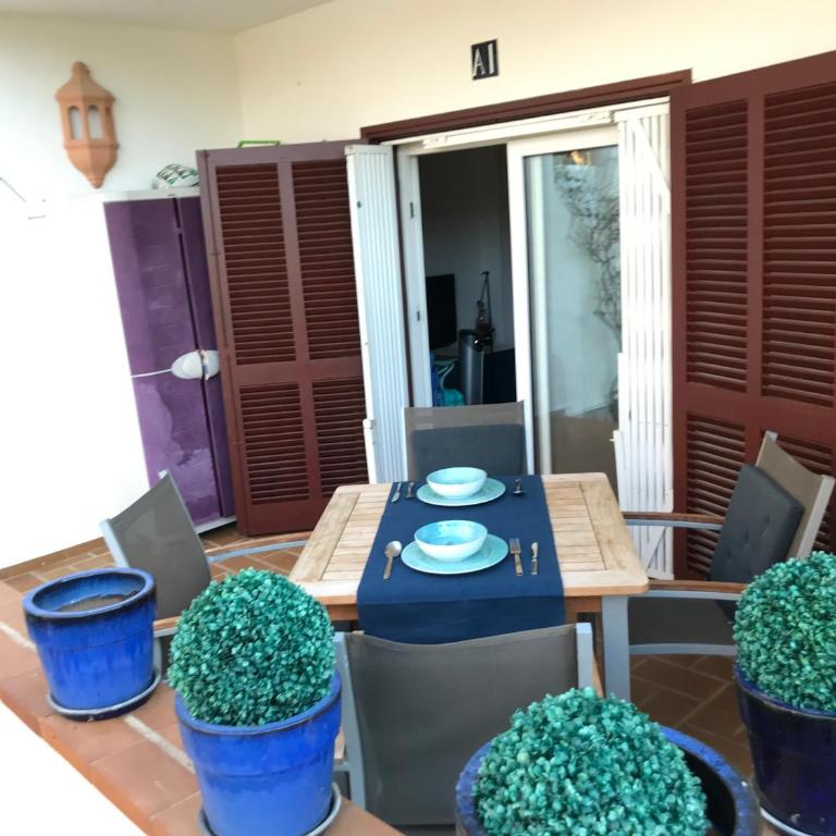 Primera línea de playa Julio y agosto, mínimo 7 días, de lunes a lunes - One-Bedroom Apartment - 3
