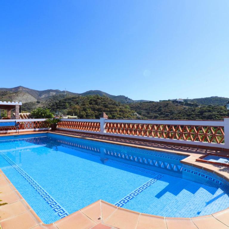 Villa Camarón - Three-Bedroom Villa - 1