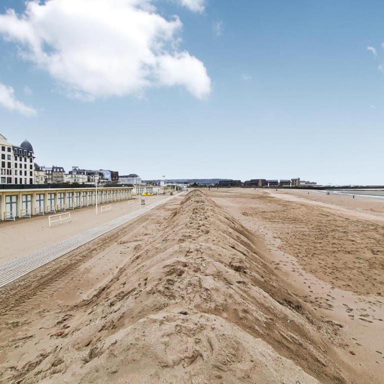 1 Bedroom Cozy Apartment In Trouville-Sur-Mer - Appartement 1 Chambre - 16