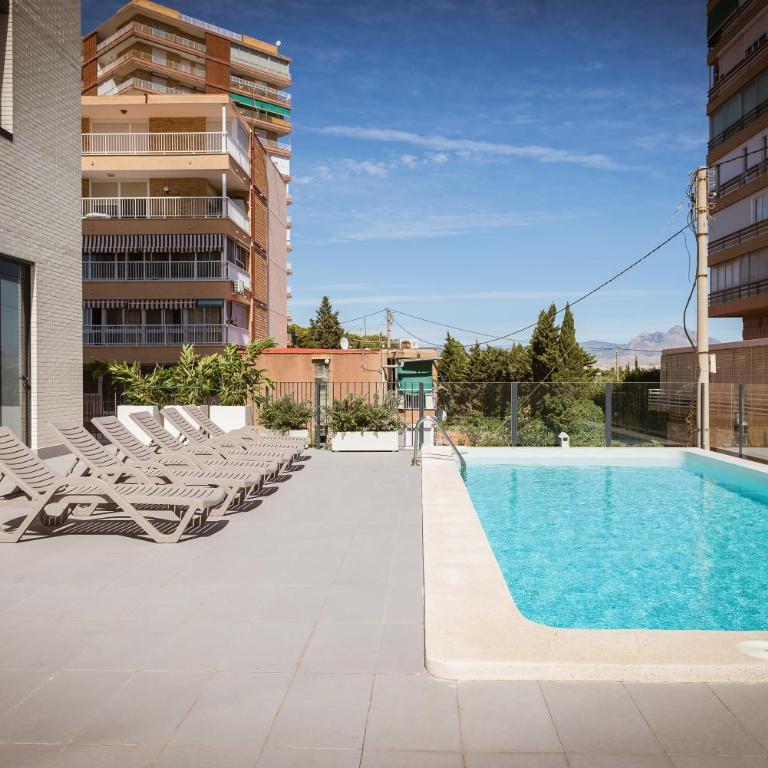 Modern sea front Sea Waves - Two-Bedroom Apartment - 31