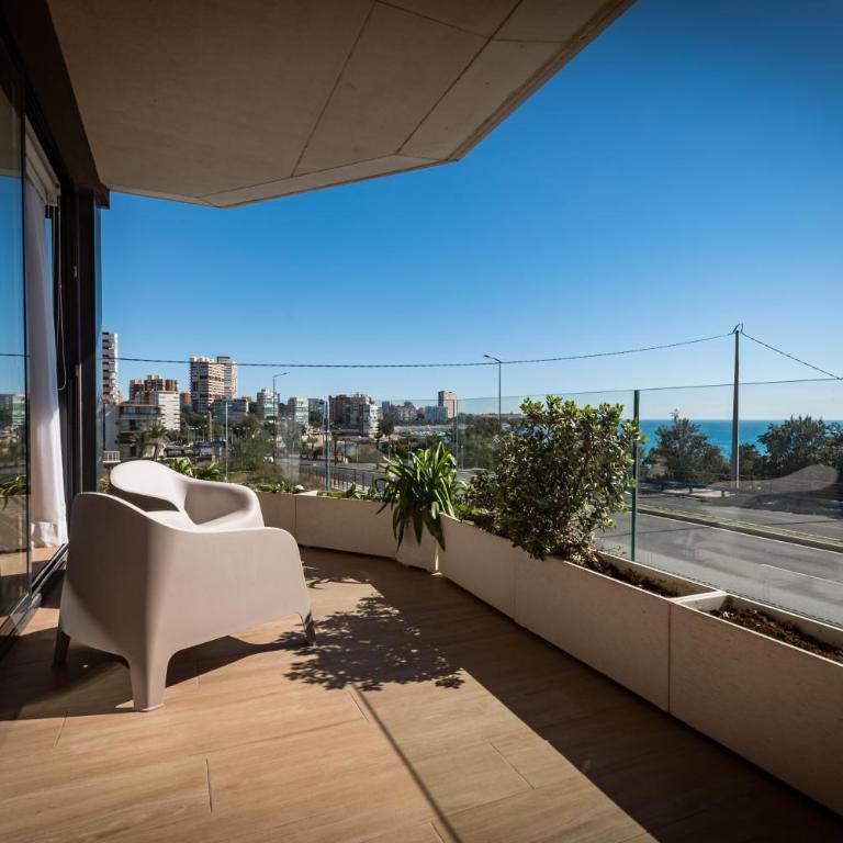 Modern sea front Sea Waves - Two-Bedroom Apartment - 8