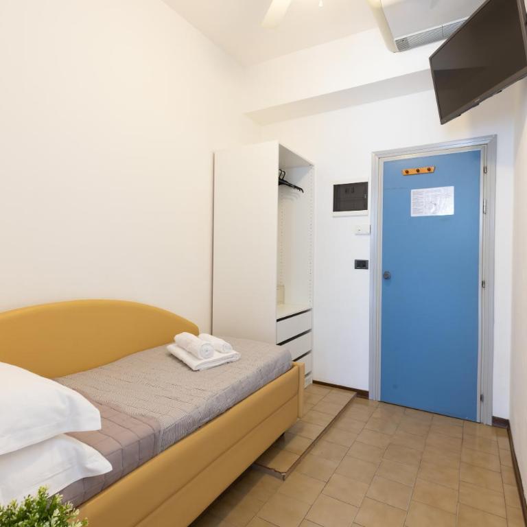 Hotel Mignon Riccione Fronte Mare - Habitación Doble con balcón - 1 o 2 camas - 9