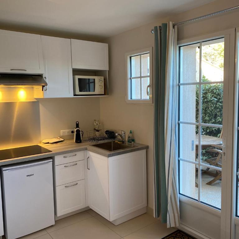 Chambres d'Hotes Les Amandiers - Triple Room - Studette - 4