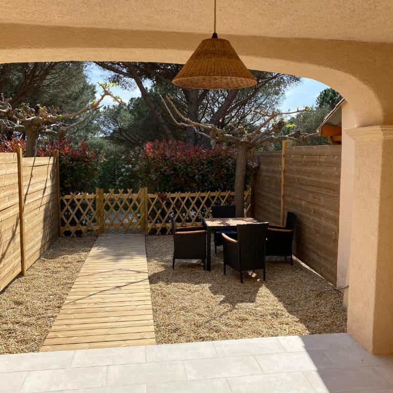 Chambres d'Hotes Les Amandiers - Apartment mit Terrasse - 6