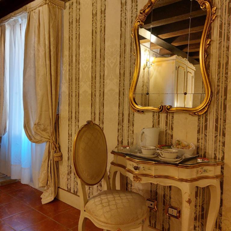 Residenza Hotel San Maurizio - Camera Standard Matrimoniale/Doppia con Letti Singoli - 2