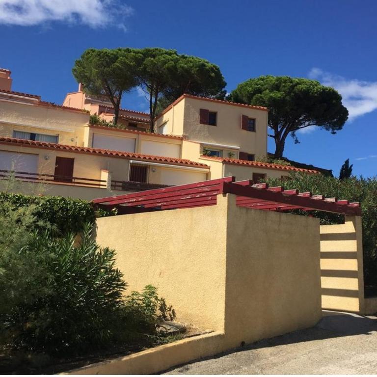 ROCADE DE COLLIOURE appt T4 avec grande terrasse et garage - Apartamento de 3 dormitorios - 22