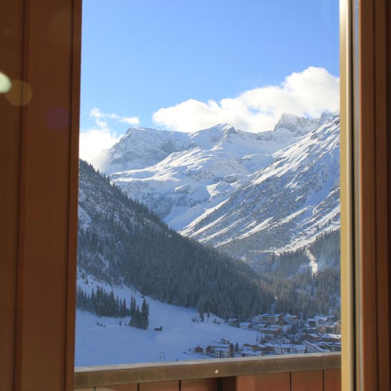 Pension Bergland - Doppelzimmer mit Balkon - 7