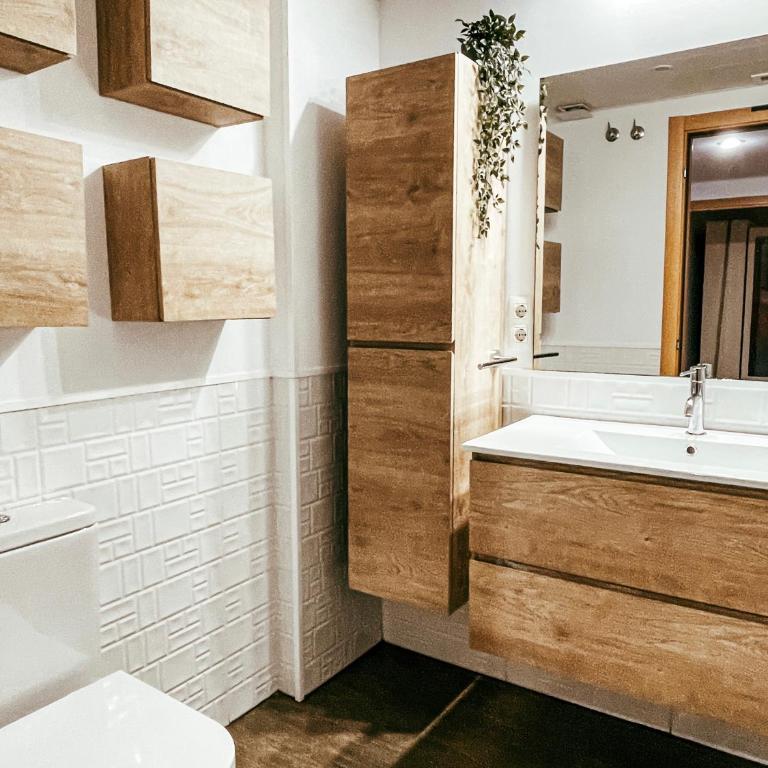 Sunset Deluxe con jacuzzi, piscina y barbacoa - Apartamento de 1 dormitorio - 13