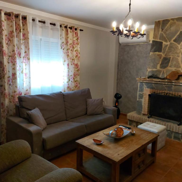 Andalusian farmhouse with barbecue, pool and wifi - Casa de 3 dormitorios - 6