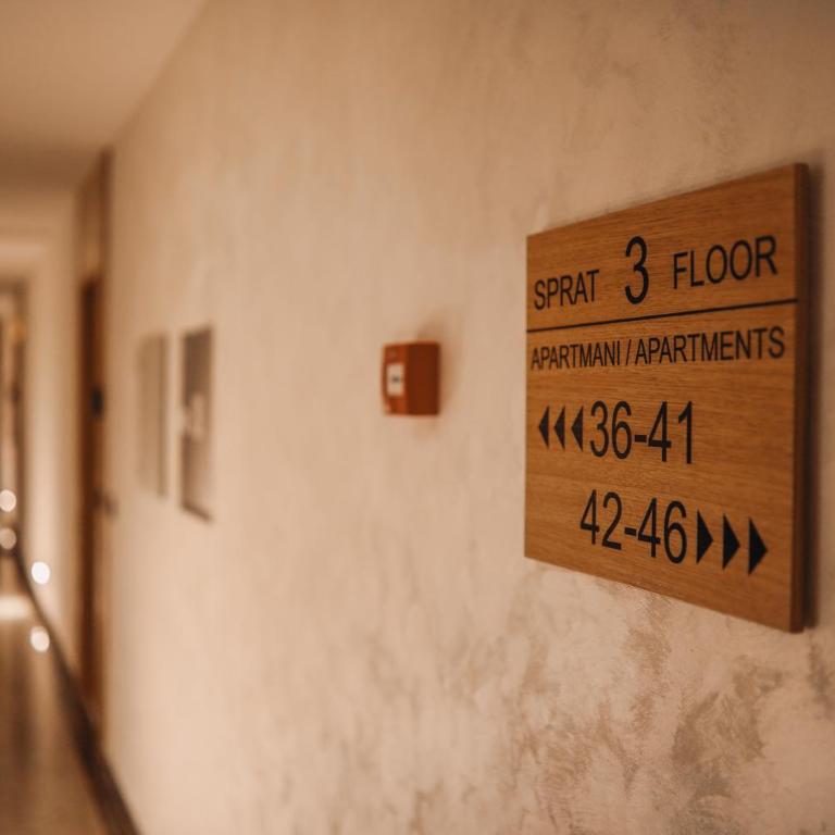 NEO Apartman - One-Bedroom Apartment - 50