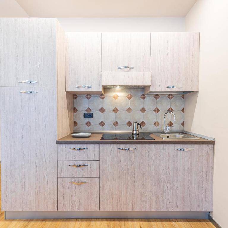 Room 176, Alba town - Appartamento con 1 Camera da Letto - 8