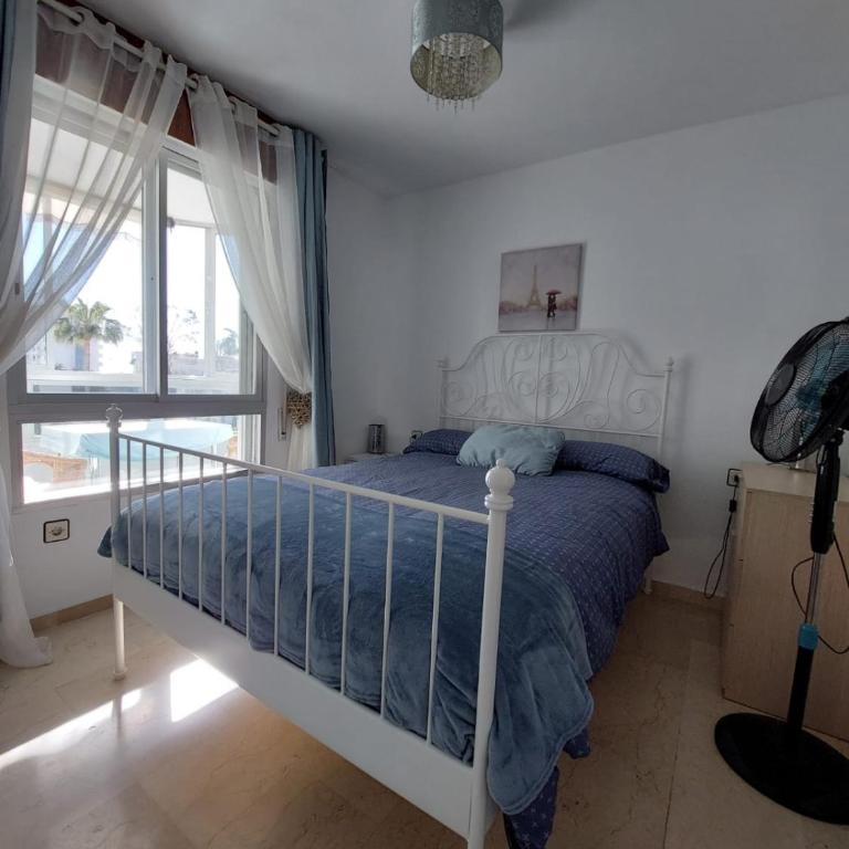 Lovely apartment in Torremolinos Views of the sea, pool, terrace, sofa bed and fully equipped kitchen - Apartamento con vistas al mar - 5