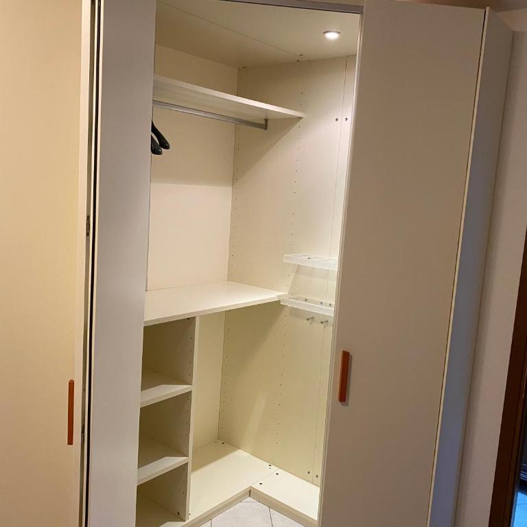 Casa Edoardo - Appartamento con 1 Camera da Letto - 11