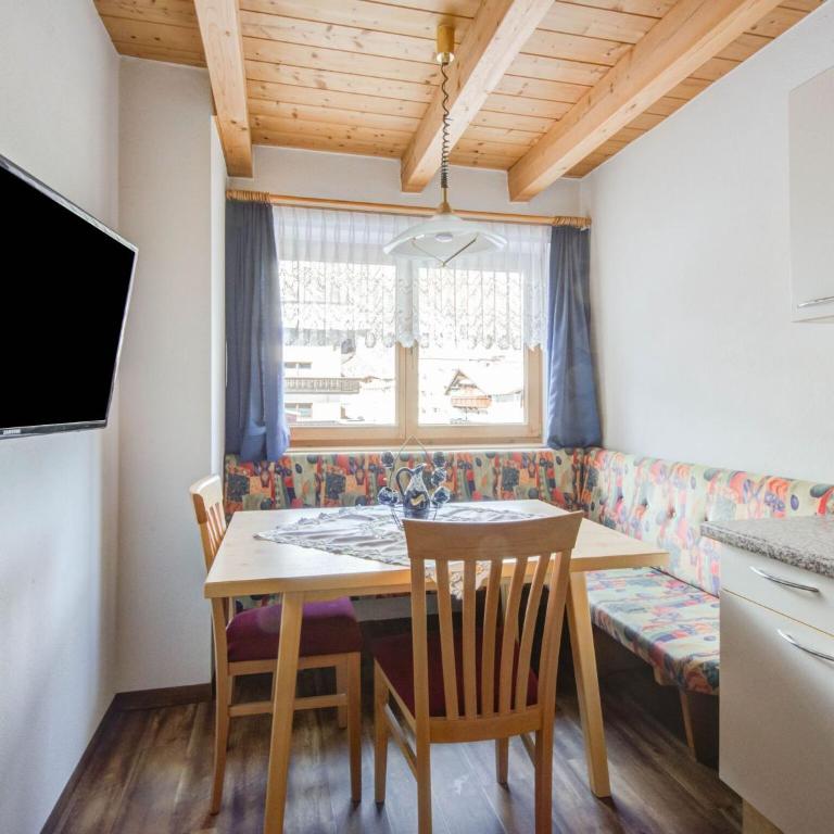 Apartment in Huben near Ski Slopes - Apartment mit 2 Schlafzimmern - 10
