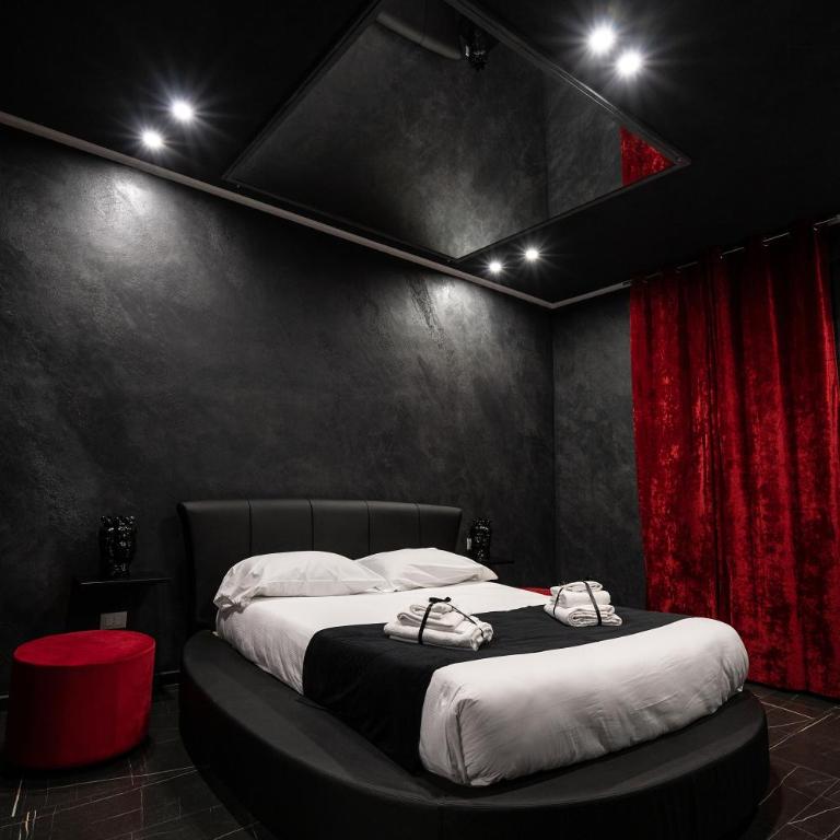 Marmur Suite - Suite King con Vasca Idromassaggio - 2