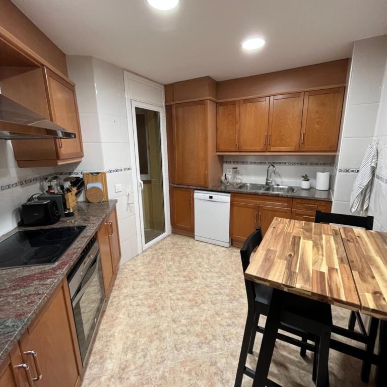 Apartamento luminoso Paloma a 350 metros de la playa con parking gratuito - Apartamento de 2 dormitorios - 22