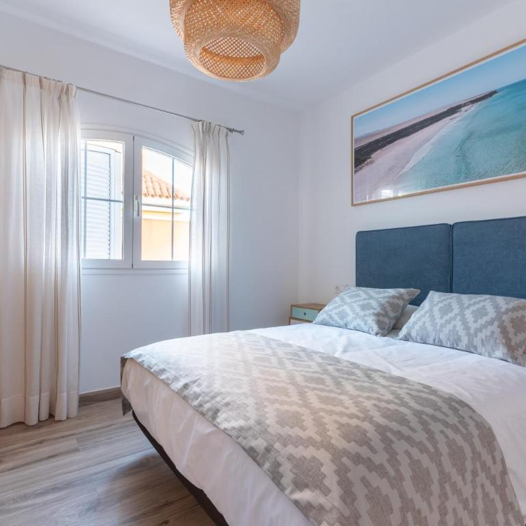 VILLA CAYETANA - Three-Bedroom Villa - 12